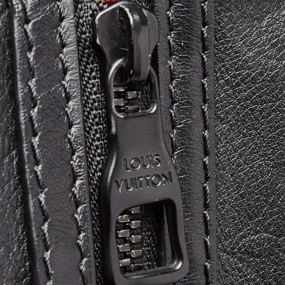 Louis Vuitton Black/Green Monogram Shadow Embossed Leather Double Flat - Picture 6 of 12